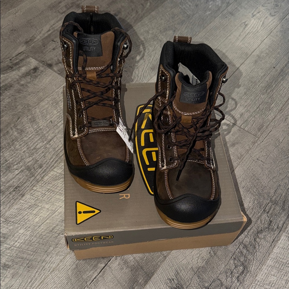 NWT KEEN Men's Dark Brown Utility Boots